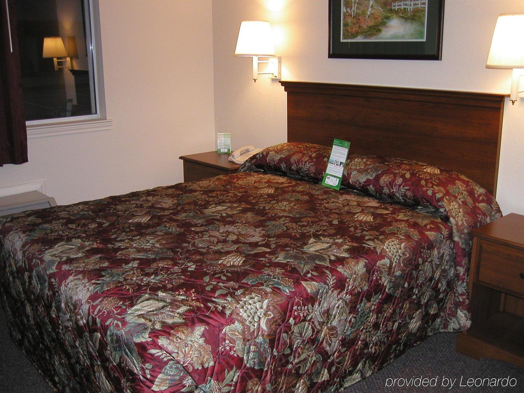 Intown Suites Extended Stay Newport News Va - I-64 Zimmer foto